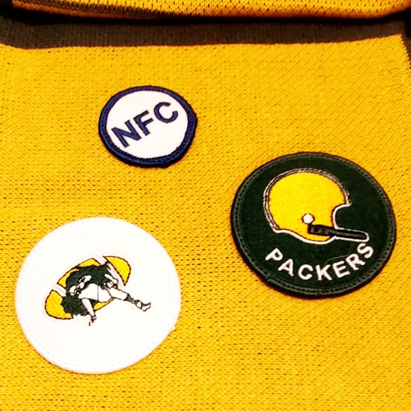 GREEN BAY PACKERS SCARF. MITCHELL & NESS, VINTAGE STYLE PATCHES. OVER 6FT LONG - Picture 3 of 7